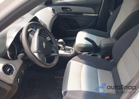 2011 Chevrolet Cruze Ls z USA, uszkodzony, nr VIN 1G1PC5SH2B7283252